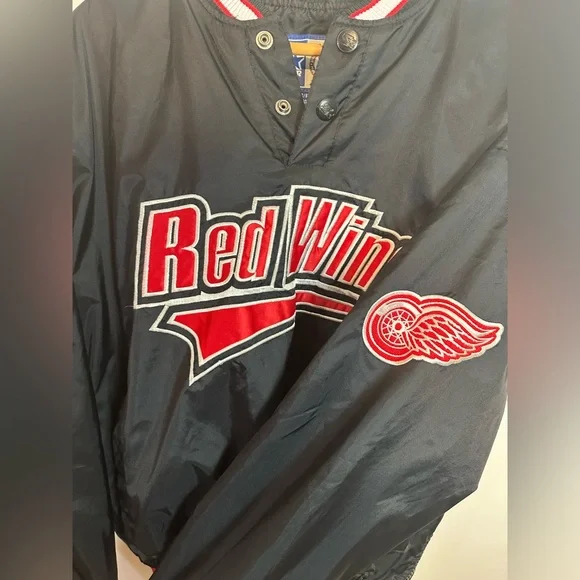 Vintage 90’s Starter Detroit Redwings Pullover - Picture 6 of 11